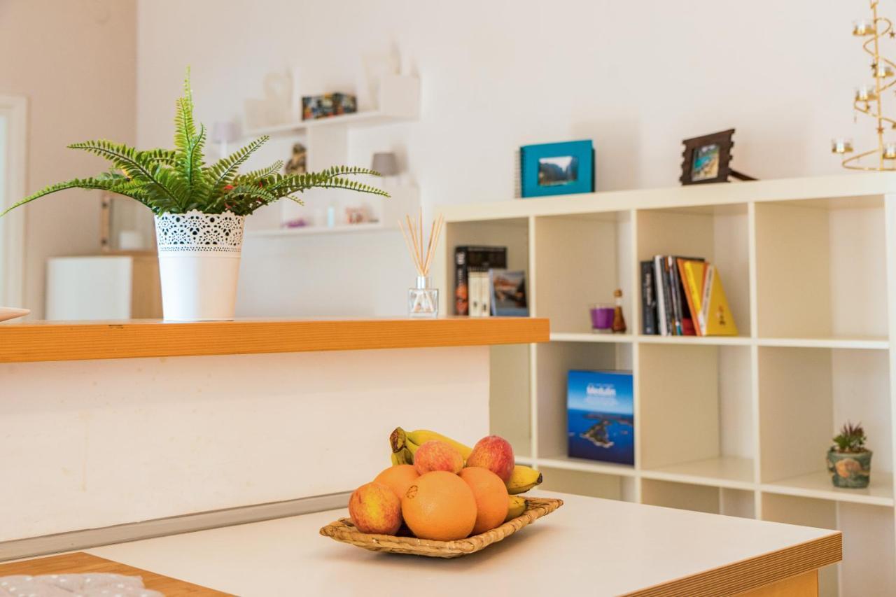 Cubo Apartment Pula Exterior photo